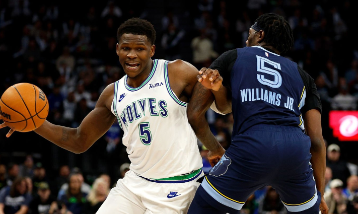 关于浓眉刷新里程碑,国际米兰次回合力克纽约尼克斯,晋级概率达80%的信息